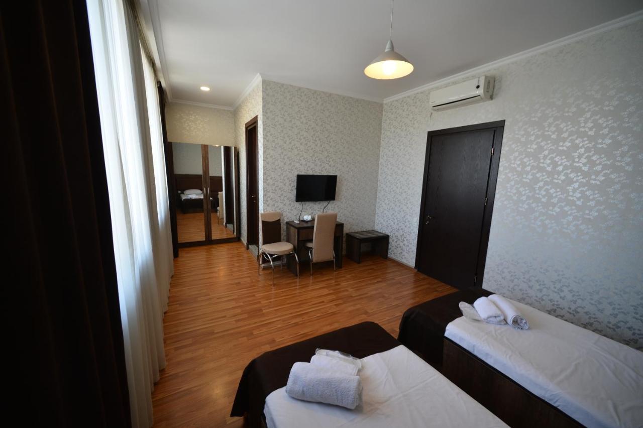 Green Hotel Batumi Ngoại thất bức ảnh