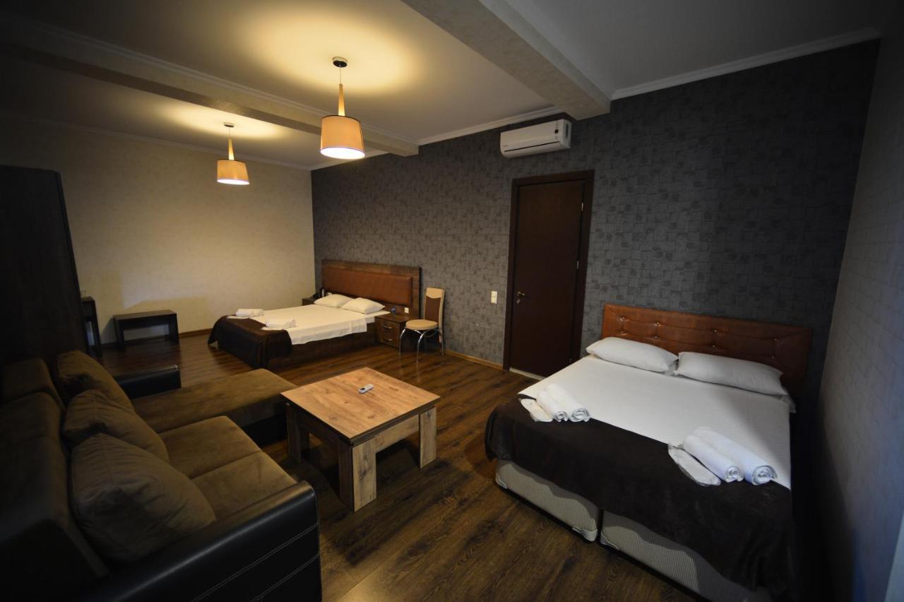 Green Hotel Batumi Ngoại thất bức ảnh