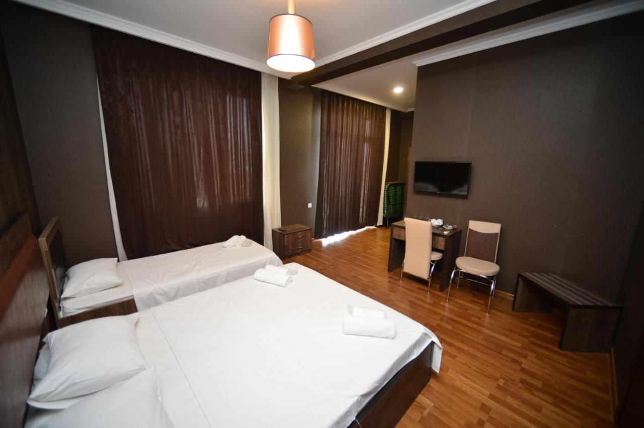 Green Hotel Batumi Ngoại thất bức ảnh
