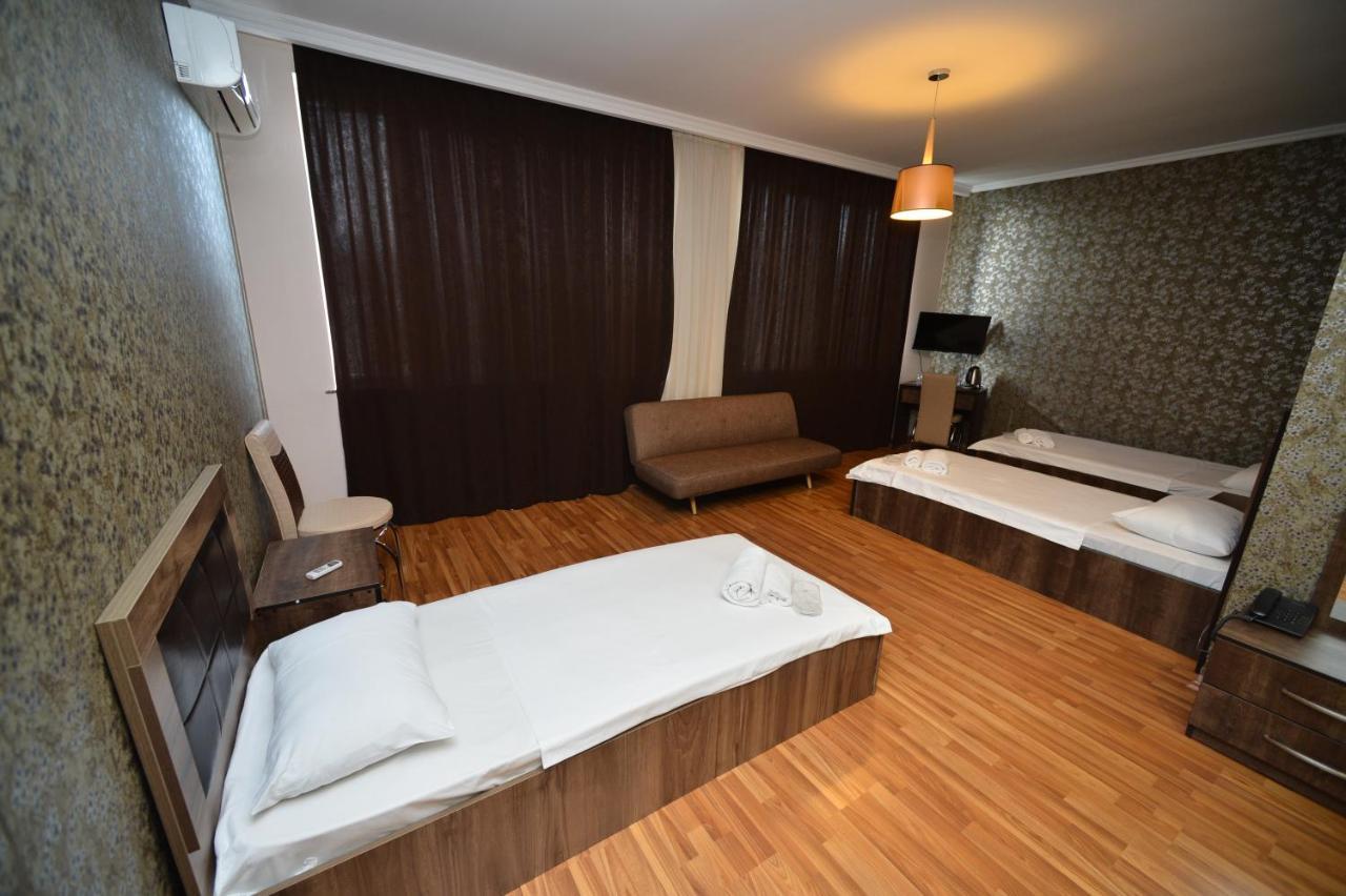 Green Hotel Batumi Ngoại thất bức ảnh