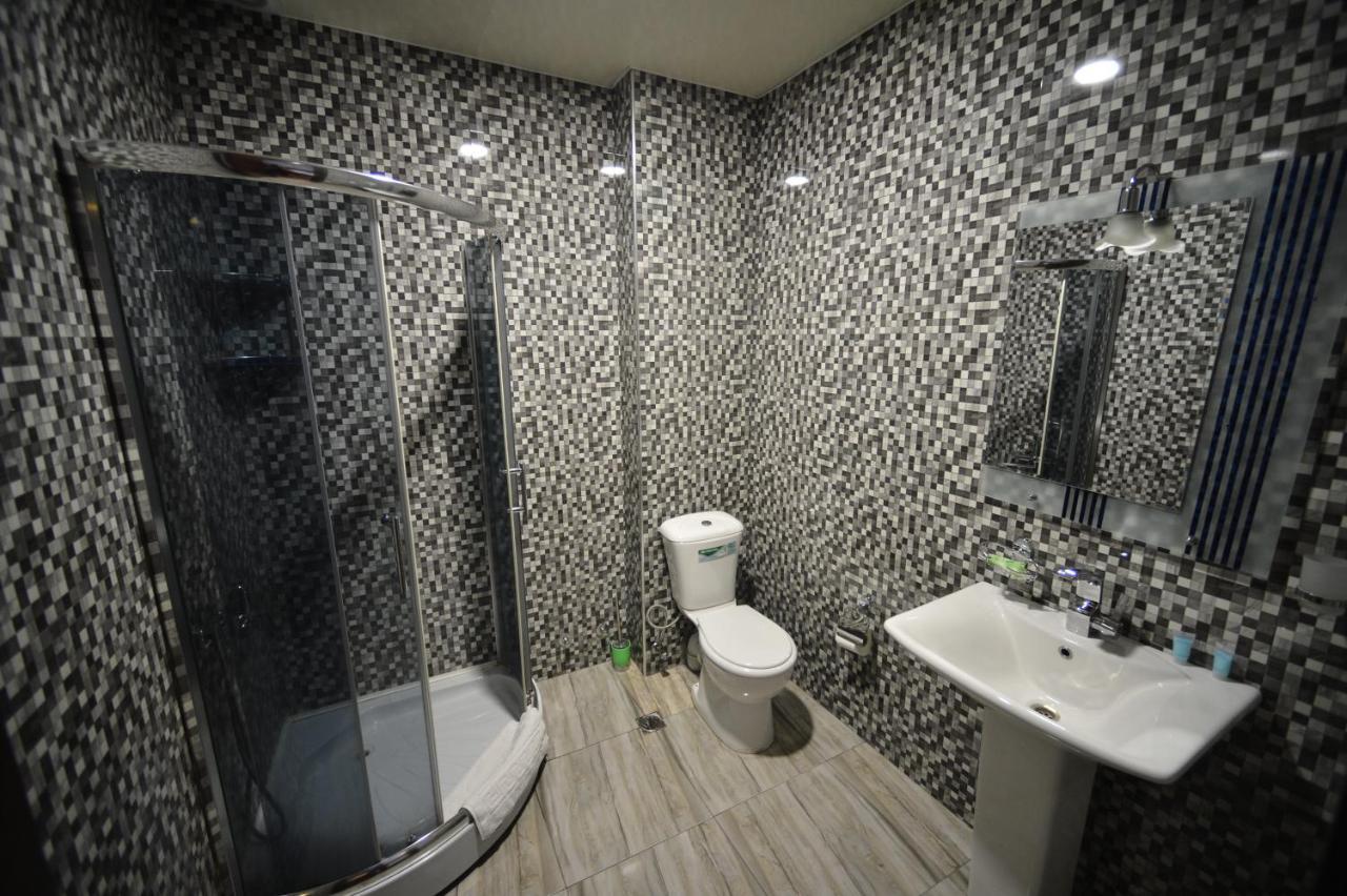 Green Hotel Batumi Ngoại thất bức ảnh