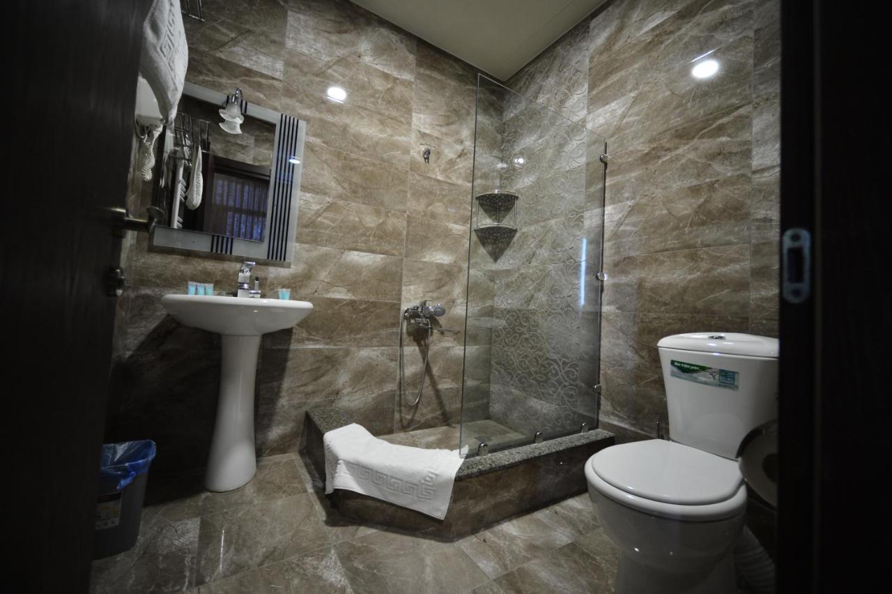 Green Hotel Batumi Ngoại thất bức ảnh
