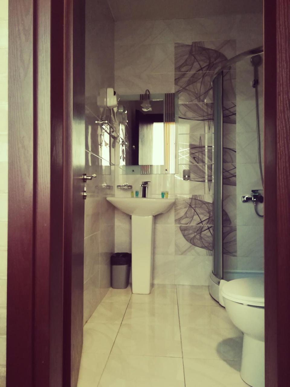 Green Hotel Batumi Ngoại thất bức ảnh