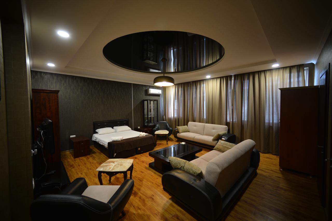 Green Hotel Batumi Ngoại thất bức ảnh