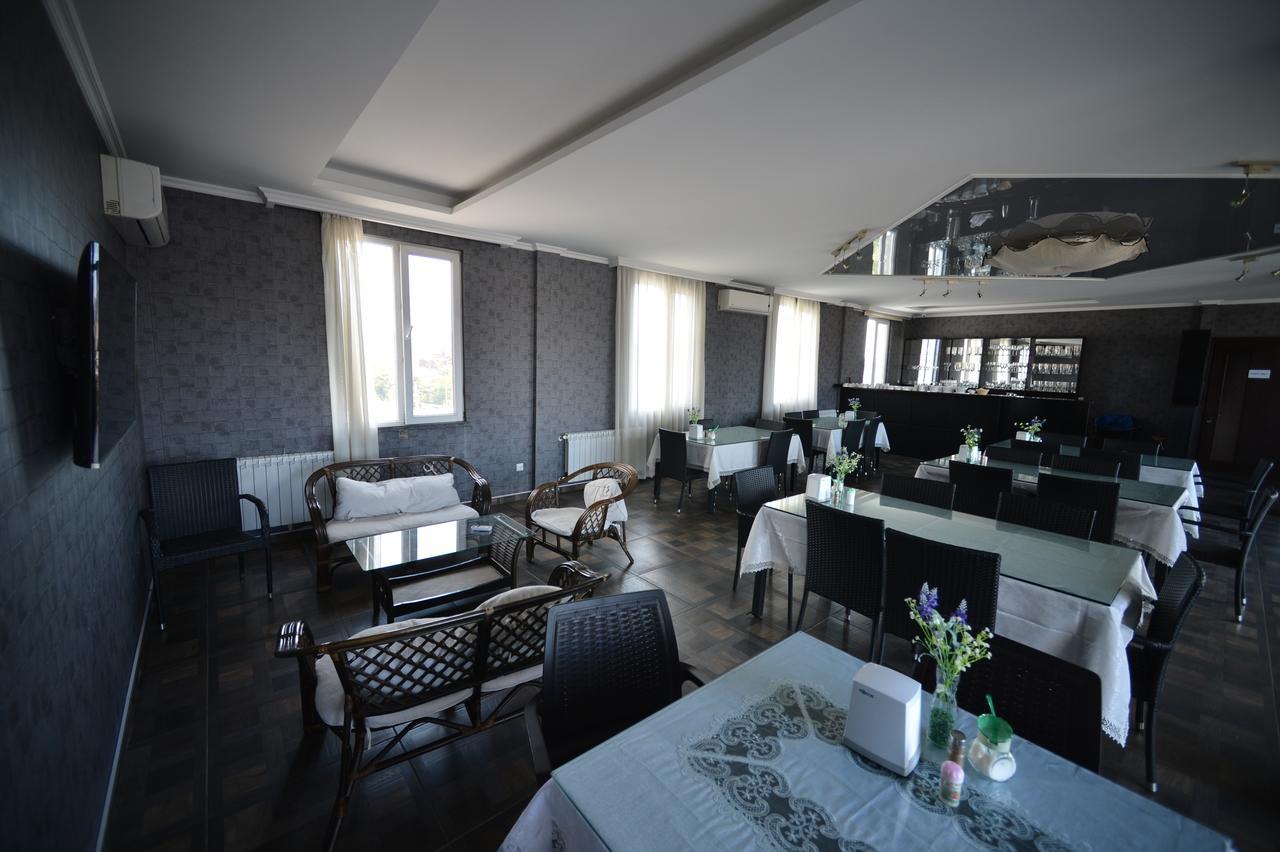 Green Hotel Batumi Ngoại thất bức ảnh