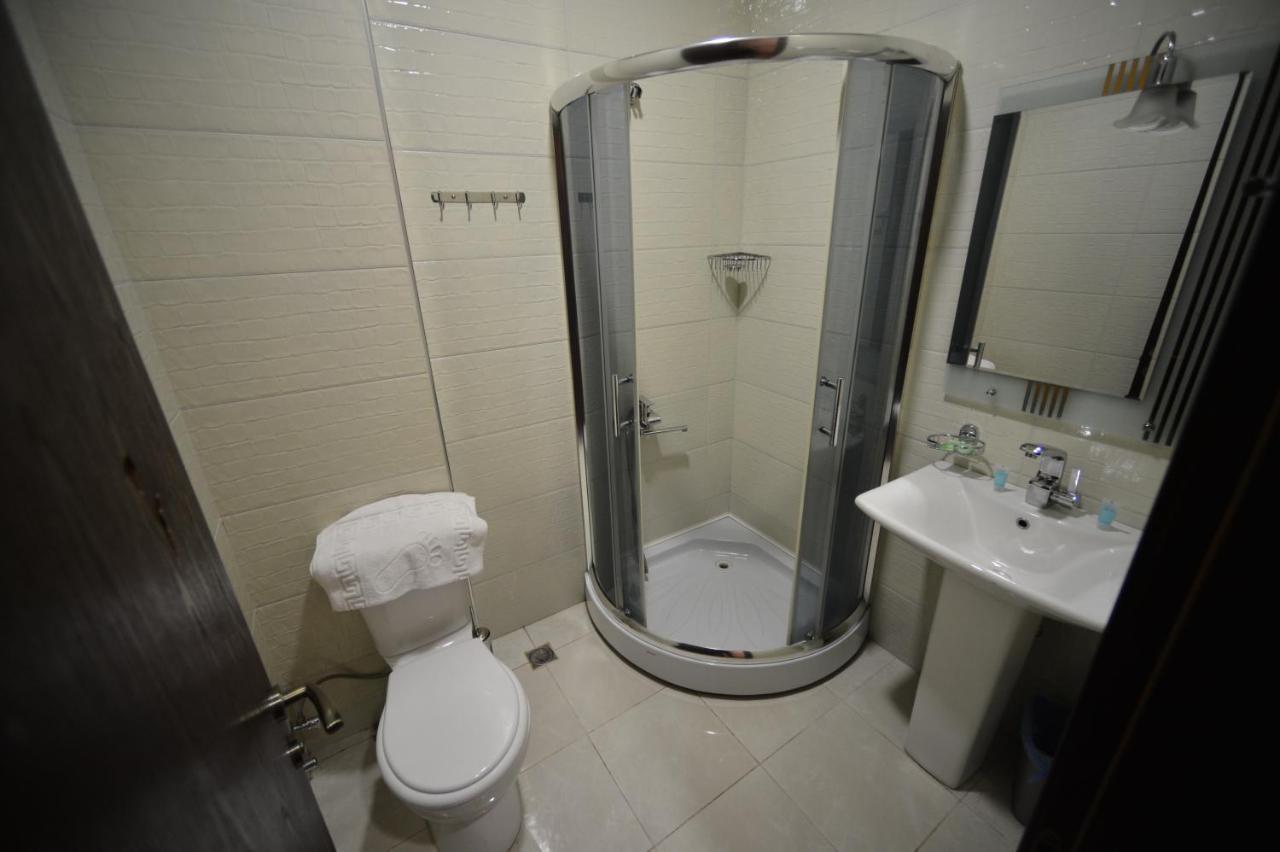Green Hotel Batumi Ngoại thất bức ảnh